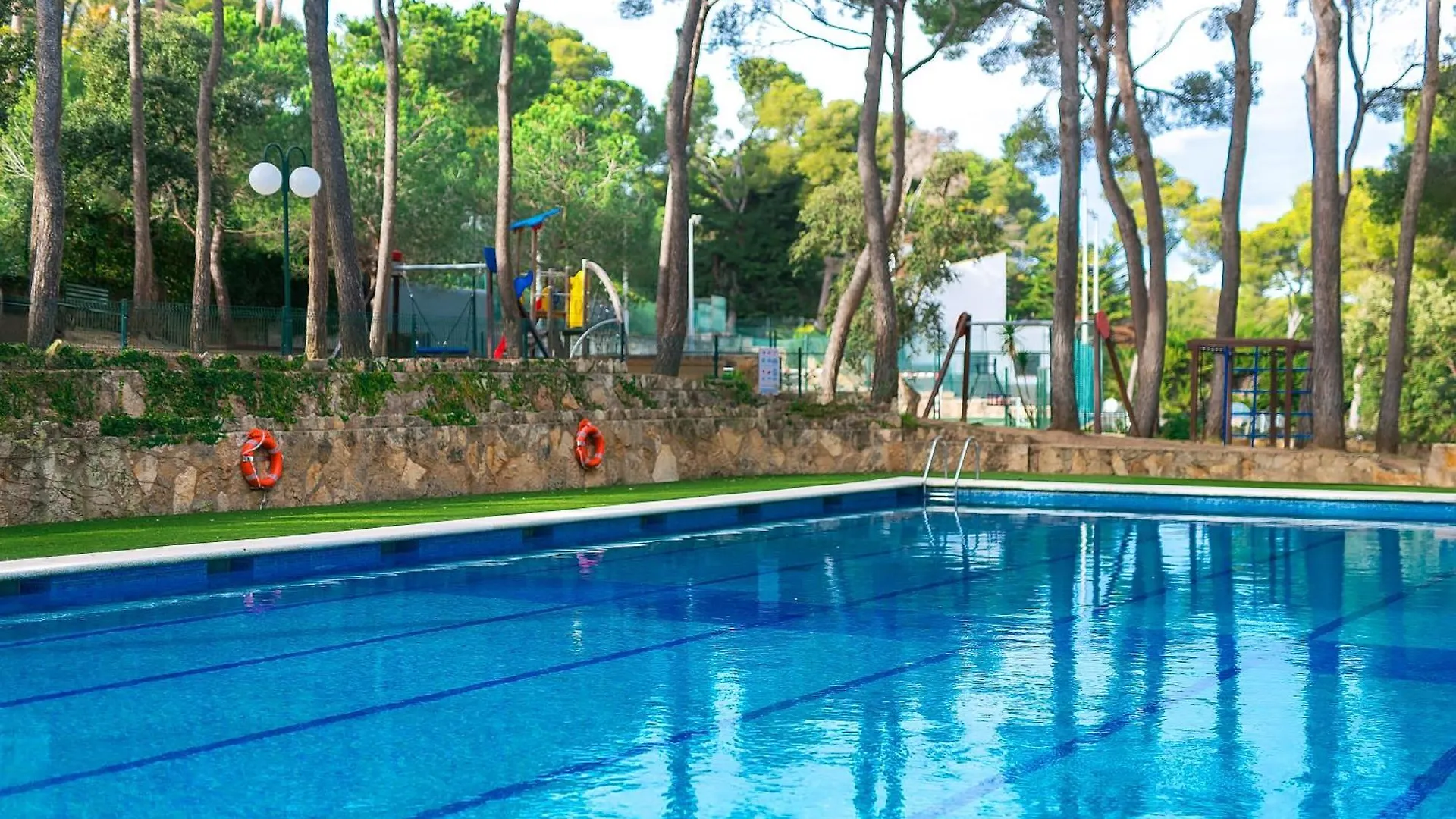 Eden Mar Apartment Calonge  Spain